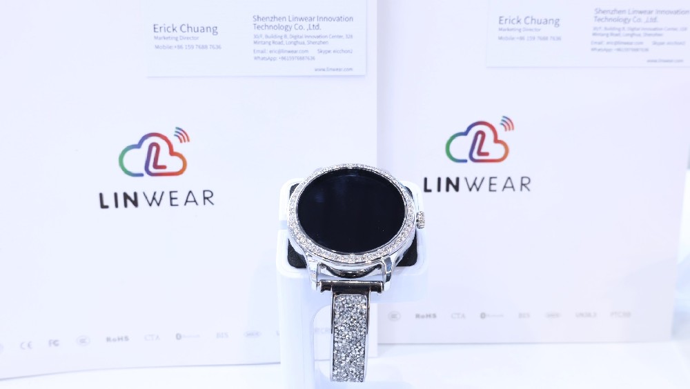 领为，行业首家实现海思方案+开源鸿蒙OpenHarmony智能手表量产公司